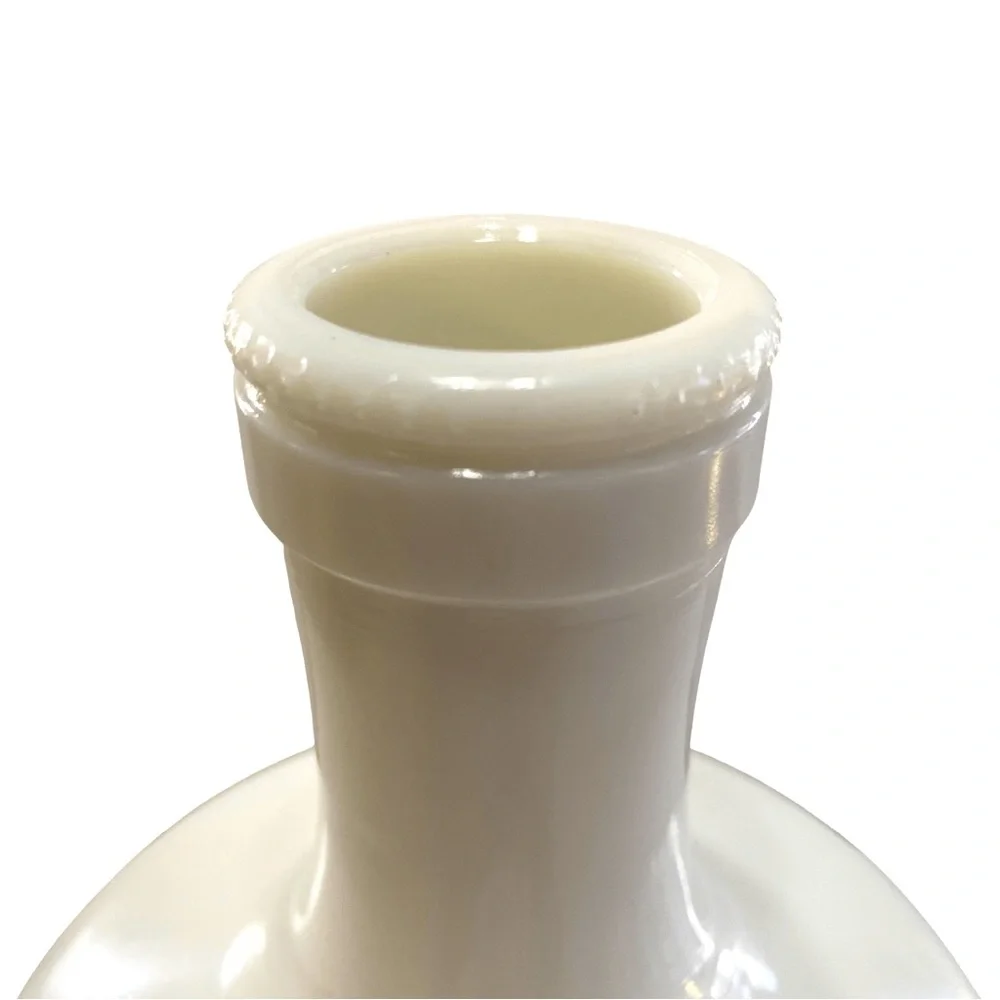 Lillian Vernon 1983 White Milk Glass Water Bottle Vintage - Picture 4 of 5